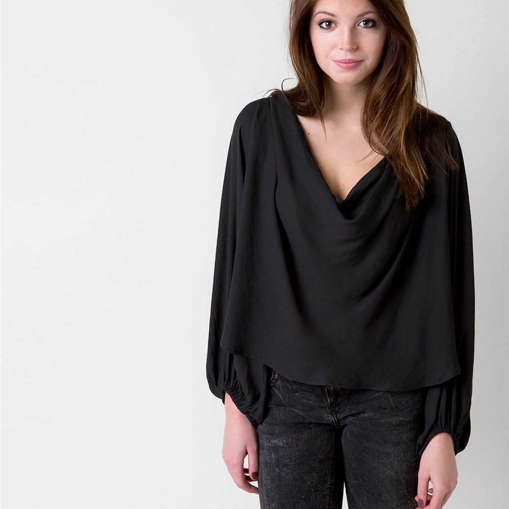Free‎ People Pebbled top Black Drape Blouse size xs